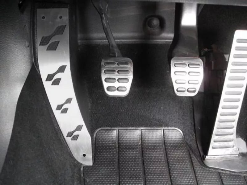 MK5/MK6 Golf Dead Pedal Upgrade
