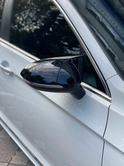 M-Style Carbon Fiber Wing Mirror Covers – Volkswagen Golf MK8 (2020-2024)